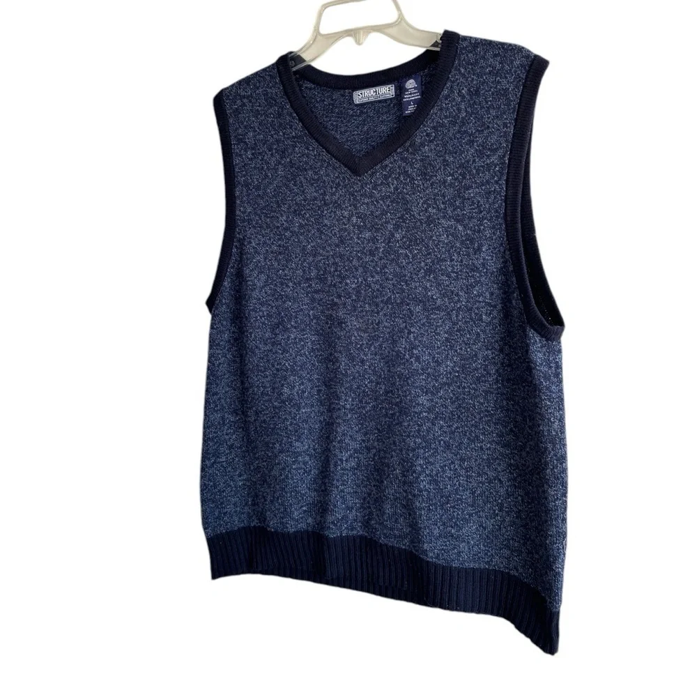 Structure sweater vest